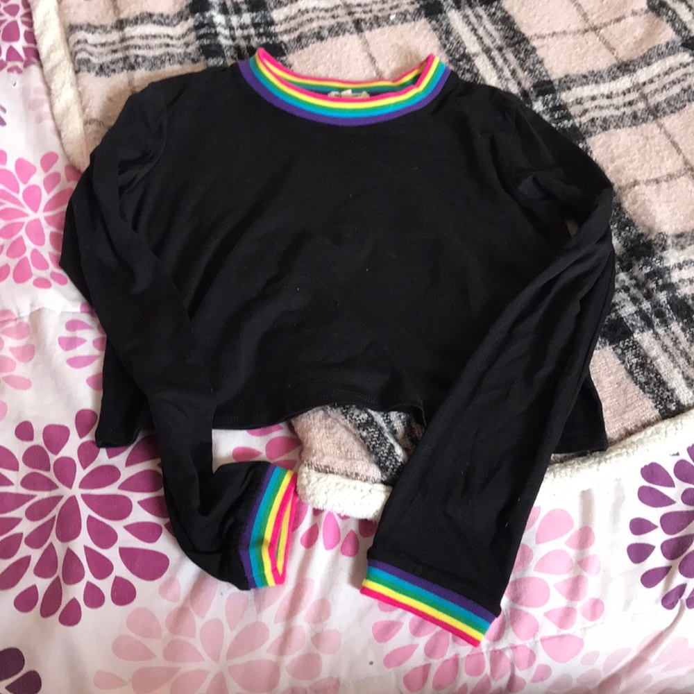 Heart & Hips black long sleeve